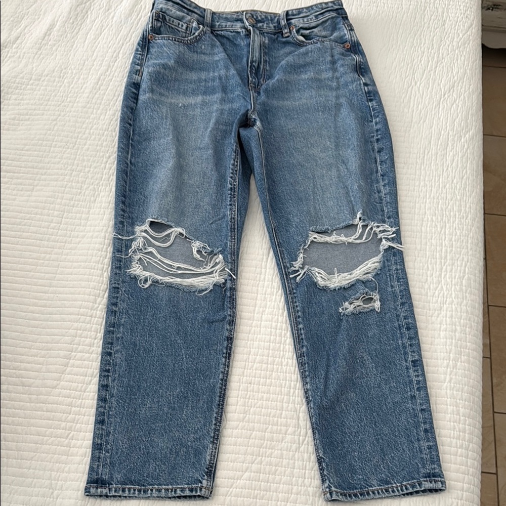 Classic Blue Distressed Women's Jeans